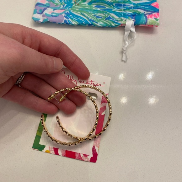 Lilly Pulitzer-PURRFECTION HOOP EARRINGS - Picture 6 of 7